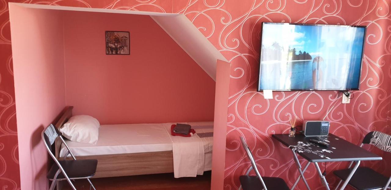 Martin Guest House Ventspils Ngoại thất bức ảnh