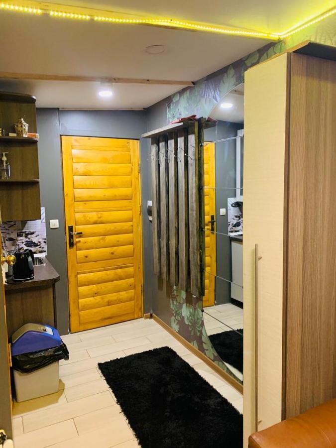 Martin Guest House Ventspils Ngoại thất bức ảnh