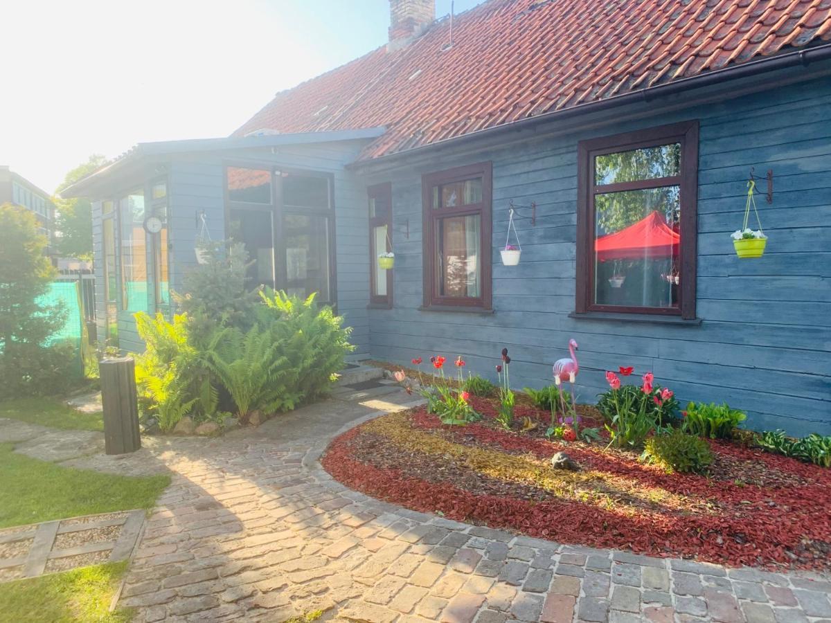Martin Guest House Ventspils Ngoại thất bức ảnh