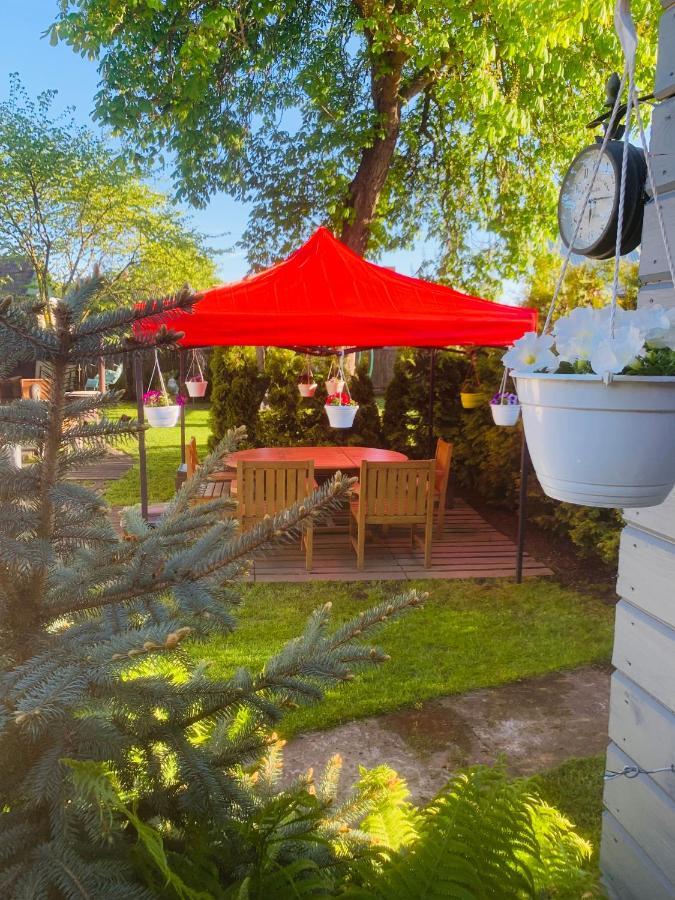Martin Guest House Ventspils Ngoại thất bức ảnh