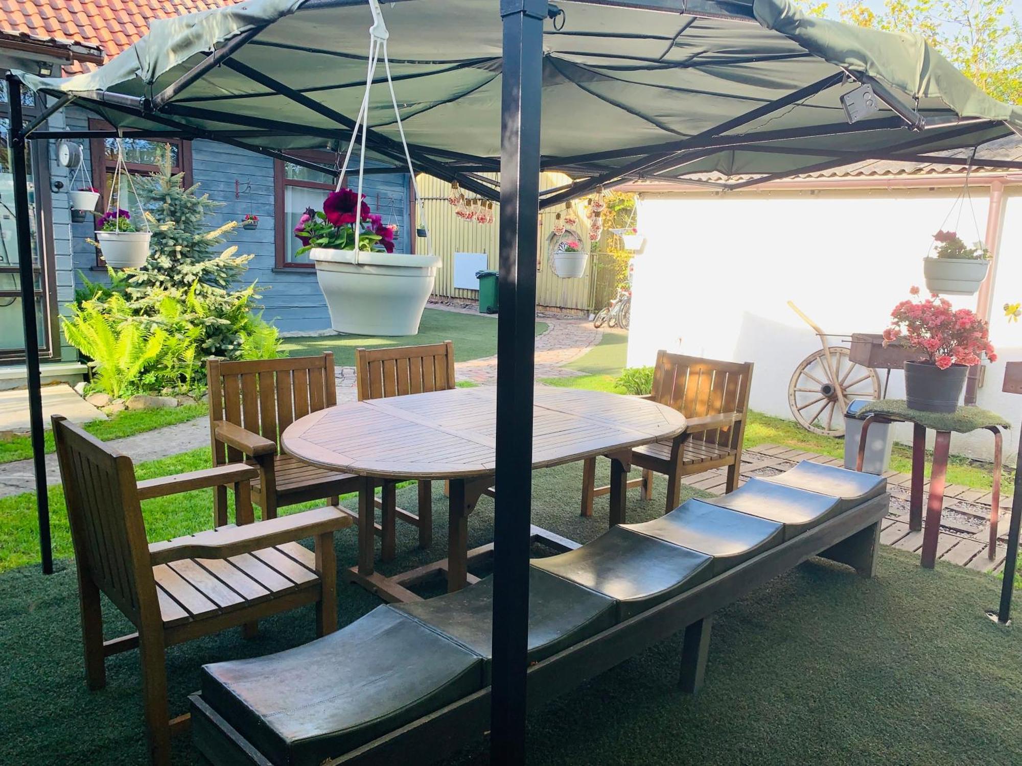 Martin Guest House Ventspils Ngoại thất bức ảnh