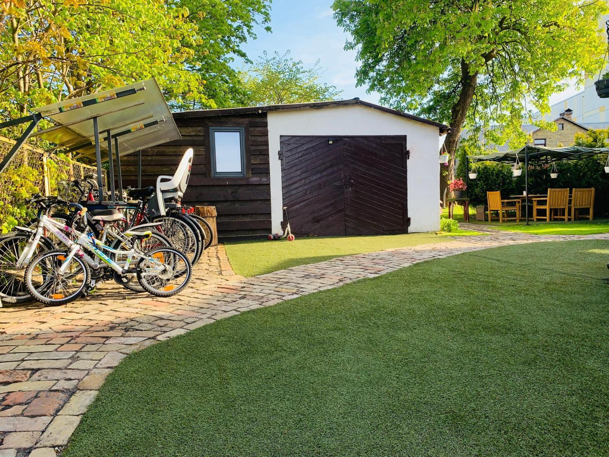 Martin Guest House Ventspils Ngoại thất bức ảnh