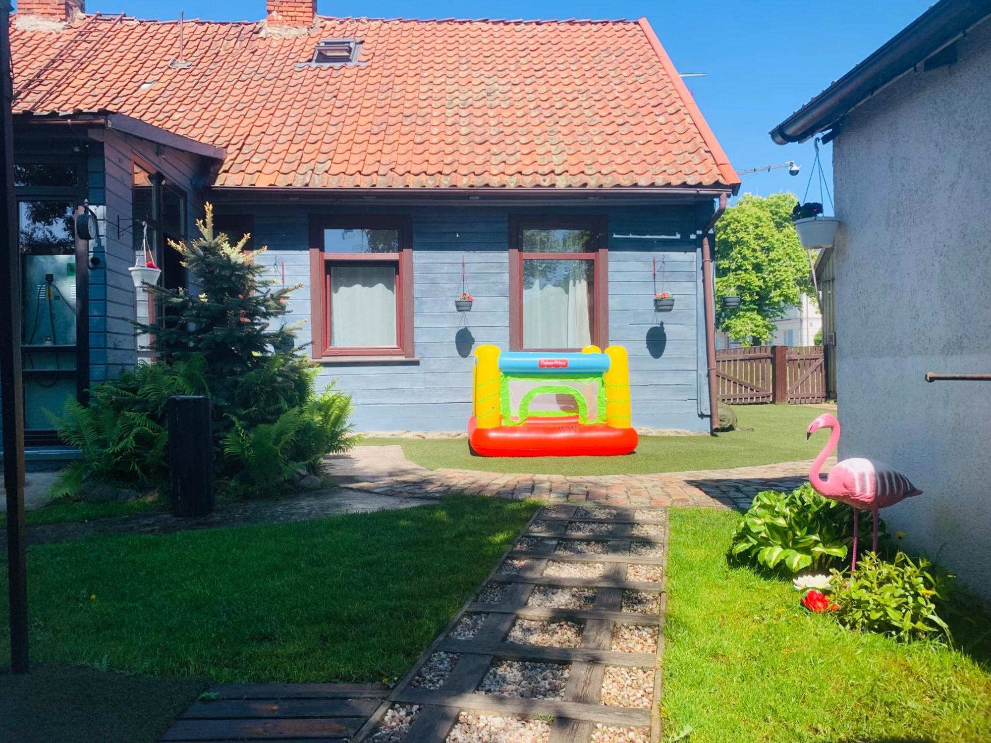 Martin Guest House Ventspils Ngoại thất bức ảnh
