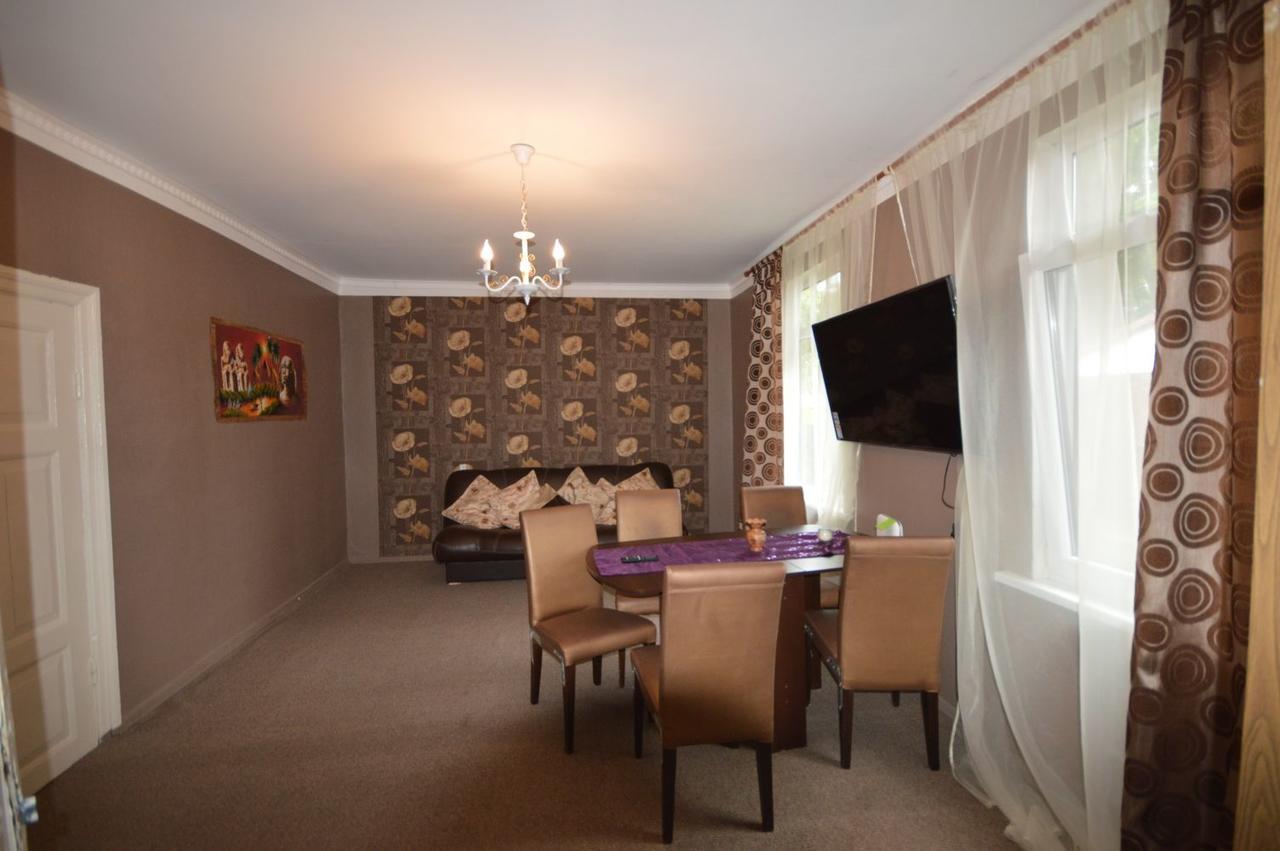 Martin Guest House Ventspils Ngoại thất bức ảnh